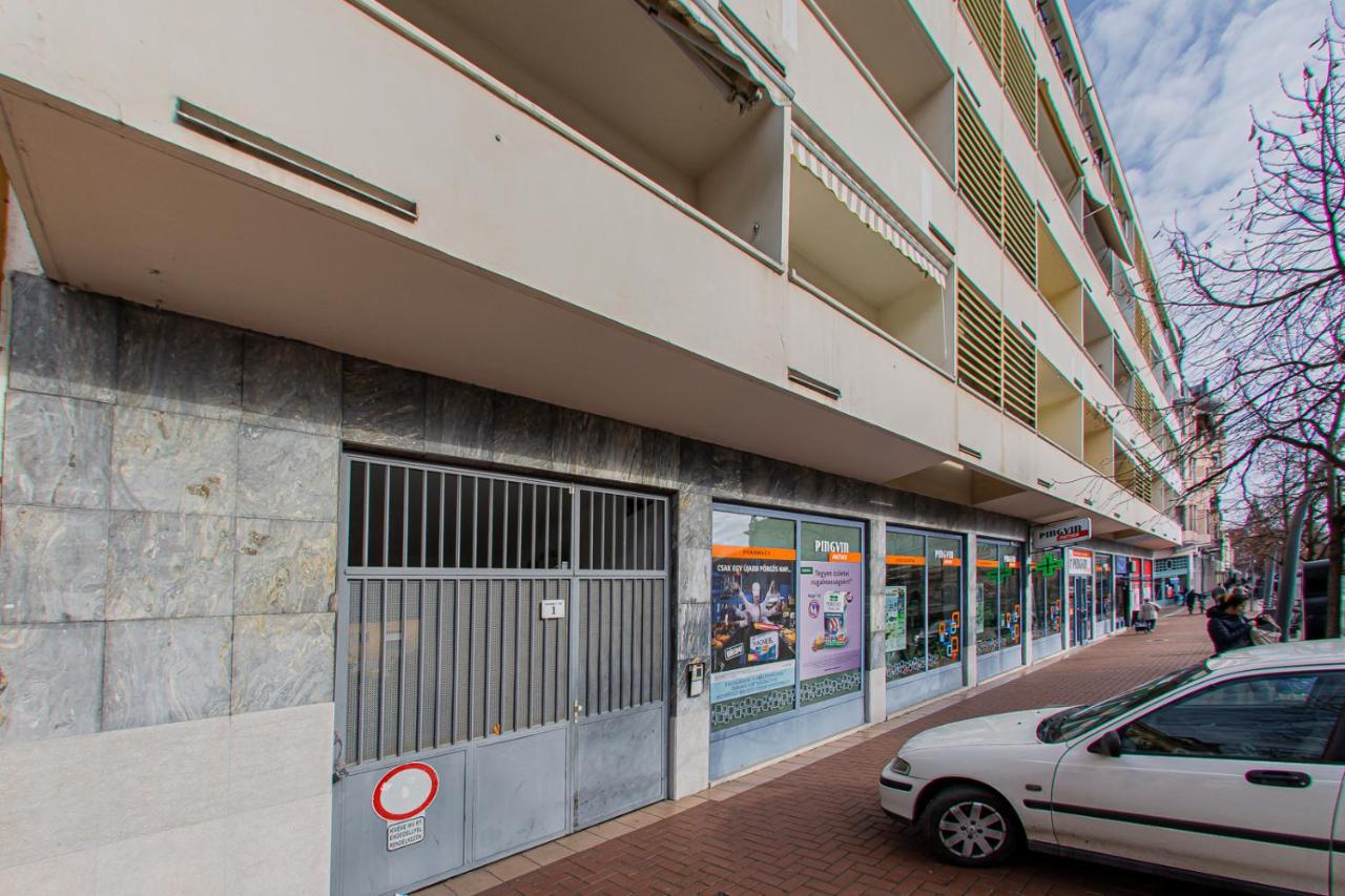 University City Life Bestern Σέγκεντ Εξωτερικό φωτογραφία